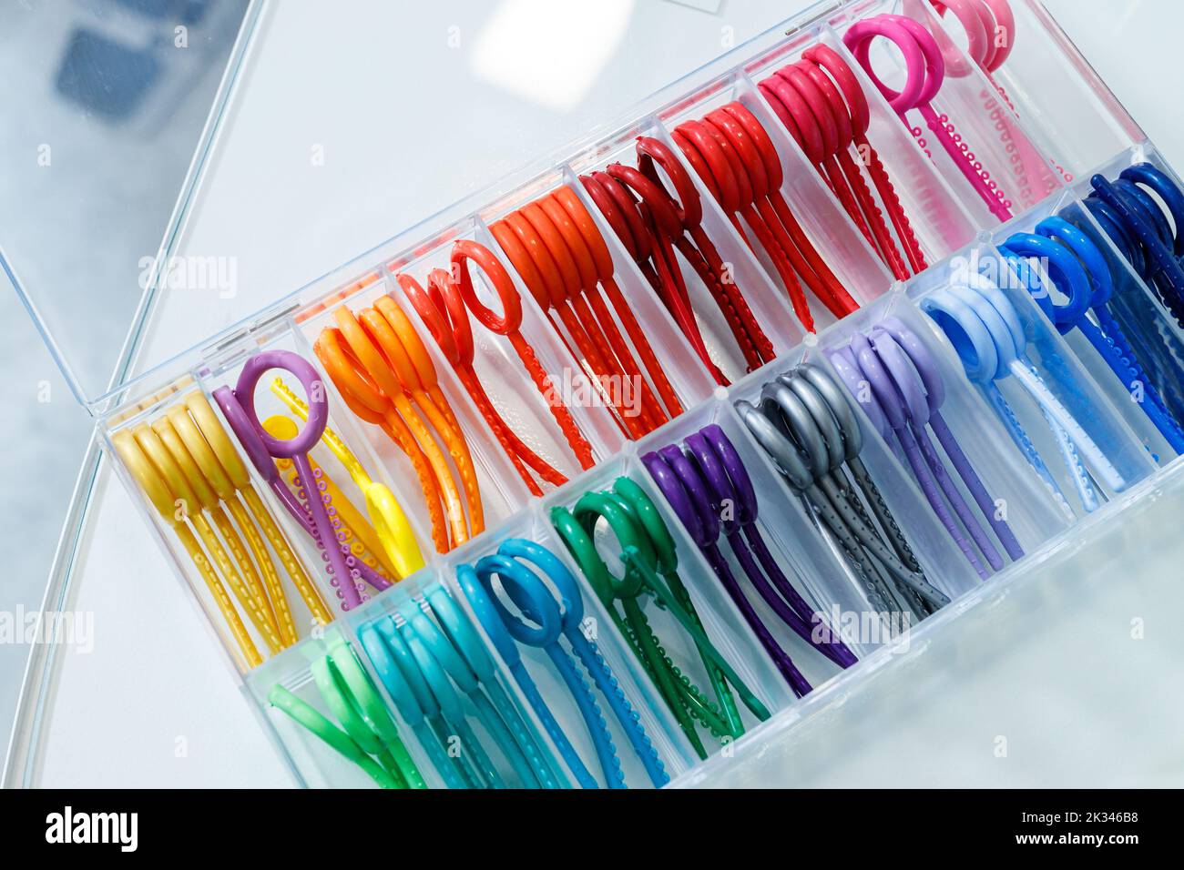 Colored elastic orthodontic bands for braces. Dentistry. Orthodontic