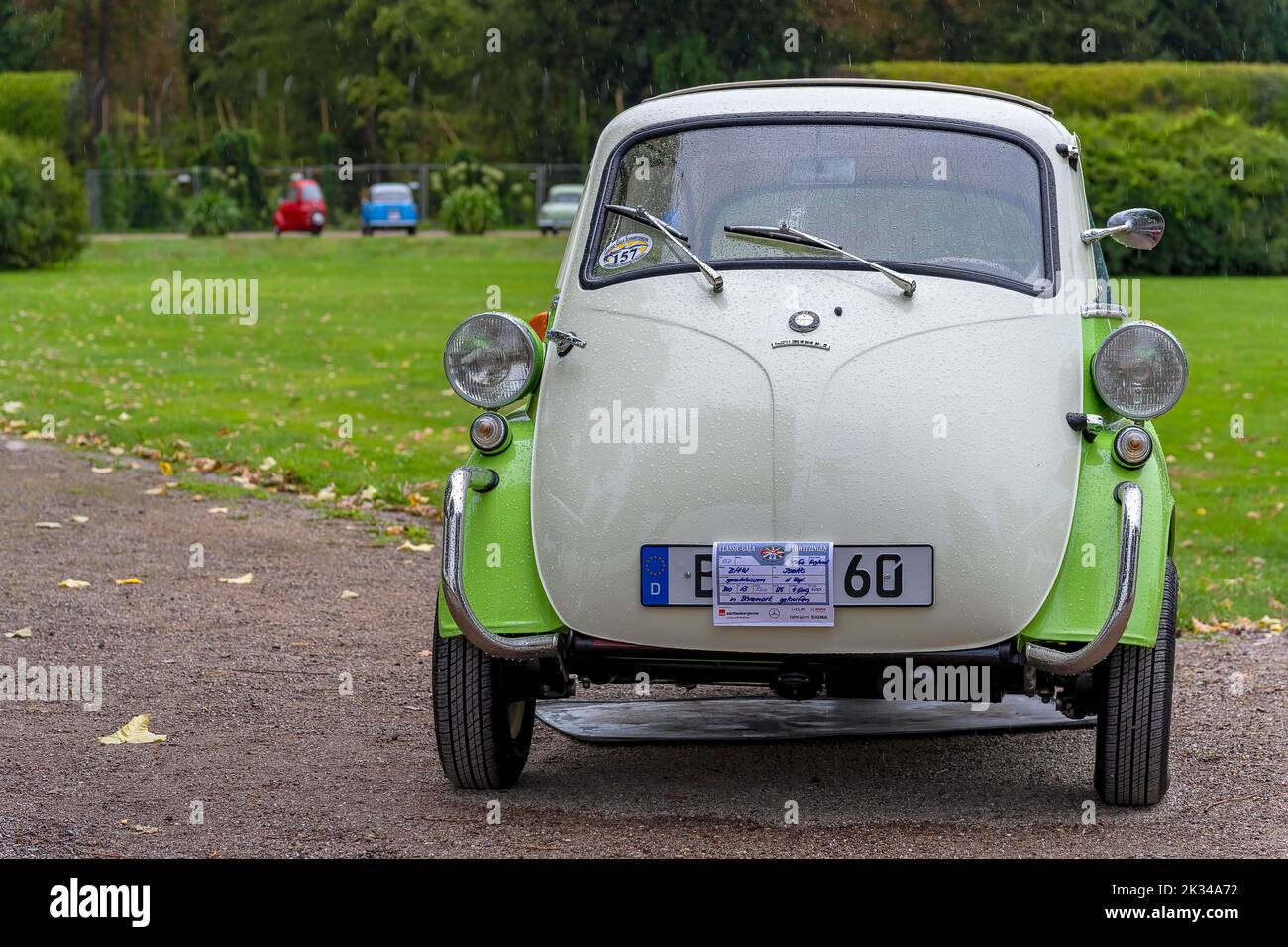 Vintage BMW Isetta 250, Germany 1960, 1-cylinder, 4-stroke, 341 kg, 245 ...