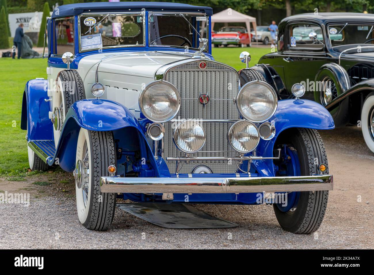 Vintage Cadillac 4335 V16 Convertible Coupe, USA 1930, 16-cylinder, 7. 410 cc, 175 hp, 4-speed, 2. 142 kg, 151 km h, Classic Gala, International Stock Photo