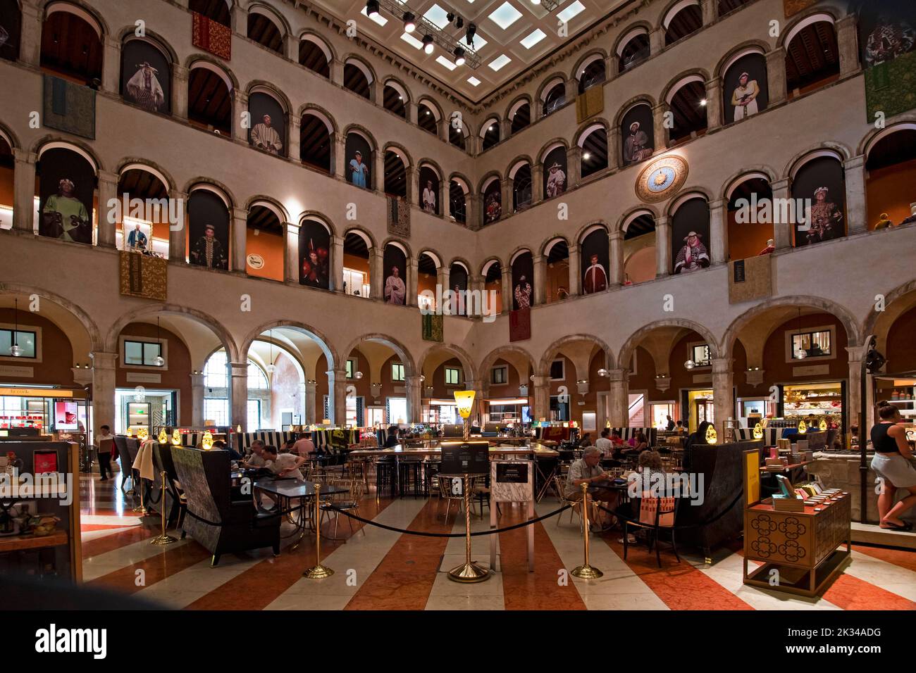 Amo venice hires stock photography and images Alamy