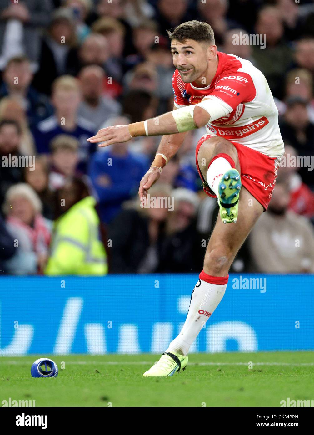St Helens' Tommy Makinson scores his side's third conversion of the game during the Betfred Super League Grand Final at Old Trafford, Manchester. Picture date: Saturday September 24, 2022. Stock Photo