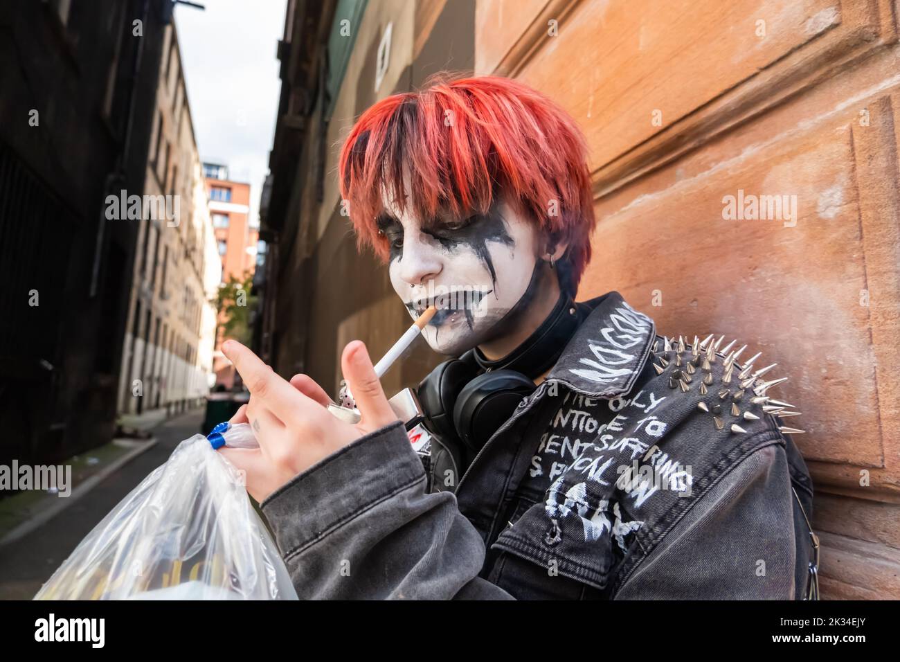Glasgow, Scotland, UK. 24th September 2022: Stylish character in Buchanan Street. Credit: Skully/17�Թ����� Live News Stock Photo