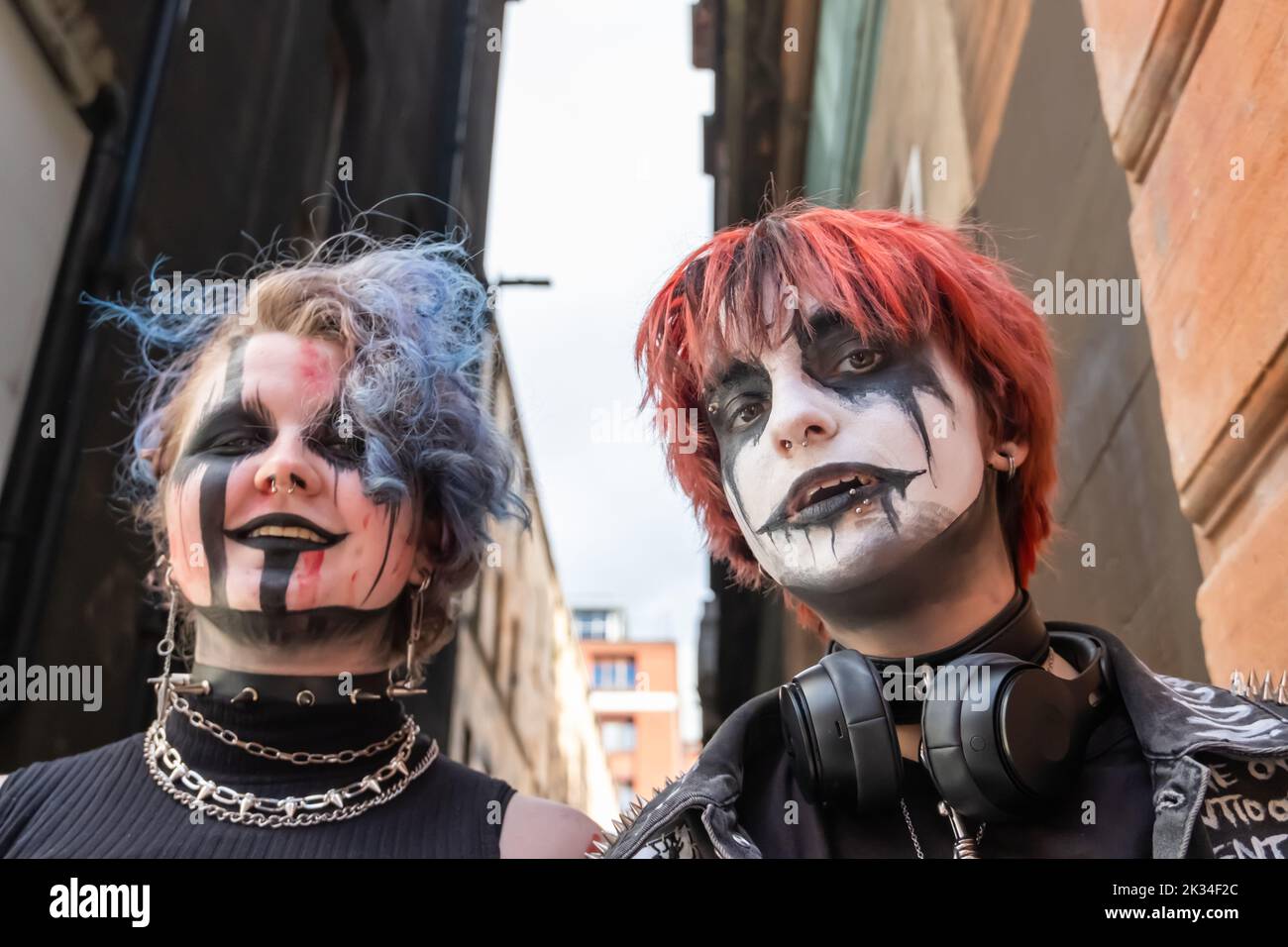 Glasgow, Scotland, UK. 24th September 2022: Stylish characters in Buchanan Street. Credit: Skully/17�Թ����� Live News Stock Photo