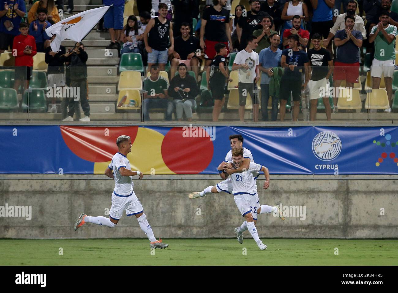 Marinos tzionis hires stock photography and images Alamy