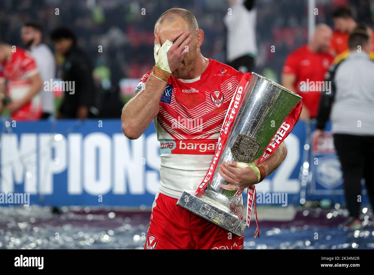 St Helens' James Roby celebrates with the trophy after victory in the Betfred Super League Grand Final at Old Trafford, Manchester. Picture date: Saturday September 24, 2022. Stock Photo