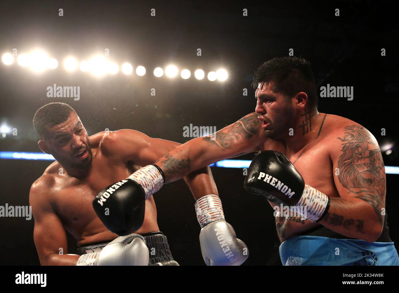 Ariel Esteban Bracamonte (right) in action against Solomon Dacres in the Heavyweight contest at Motorpoint Arena, Nottingham. Picture date: Saturday September 24, 2022. Stock Photo