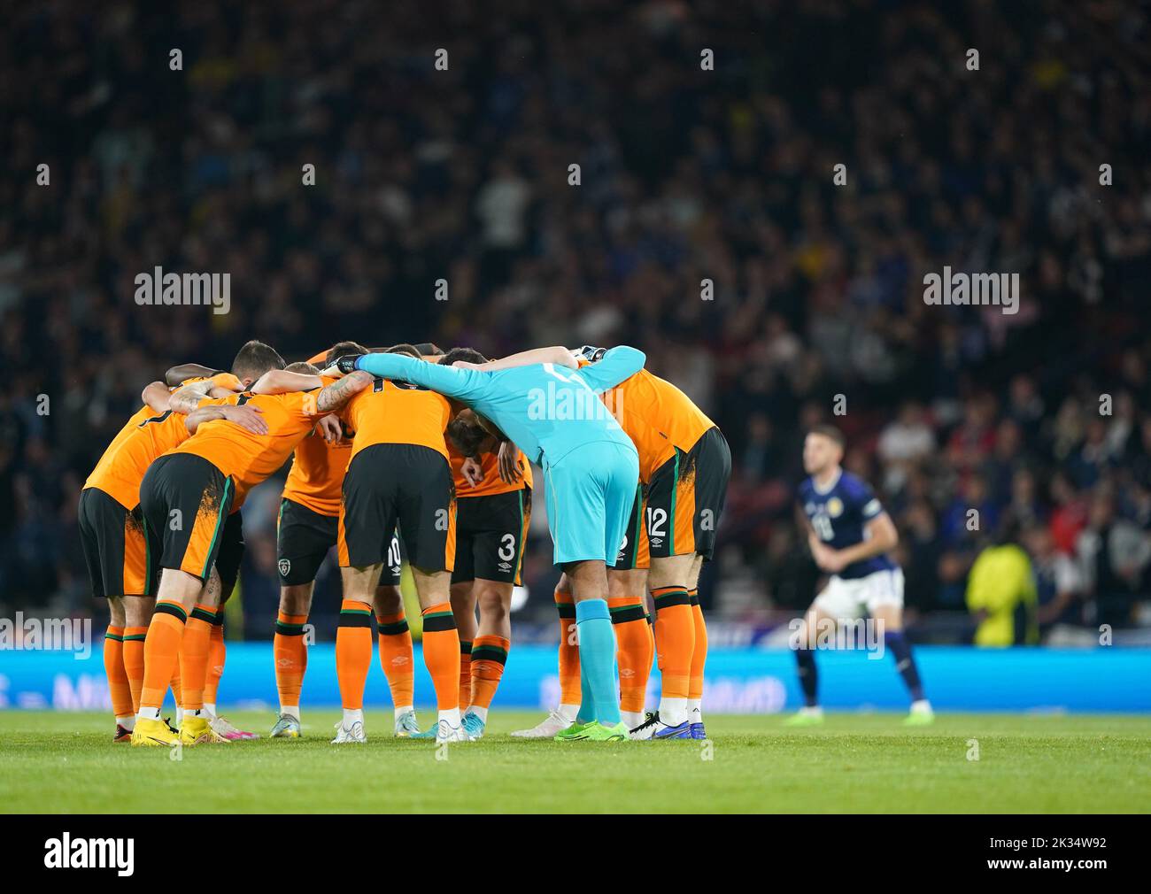 Republic of Ireland players in a huddle before the UEFA Nations League Group E Match at Hampden Park, Glasgow. Picture date: Saturday September 24, 2022. Stock Photo