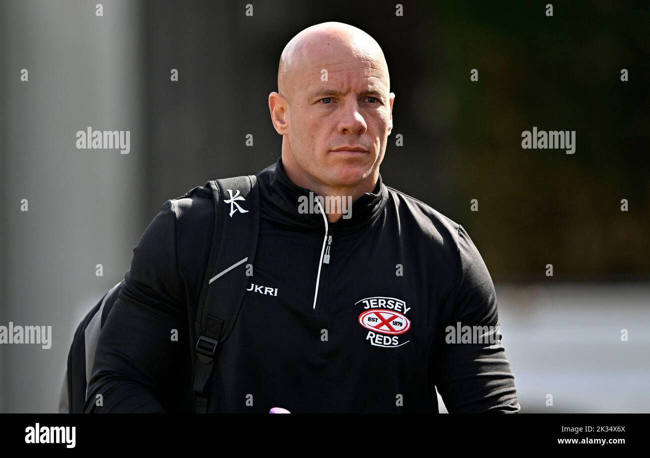 Richmond, United Kingdom. 24th Sep, 2022. Championship Rugby. London Scottish V Jersey Reds. The Richmond Athletic Ground. Richmond. Harvey Biljon (Jersey Reds, director of rugby) arrives during the London Scottish V Jersey Reds championship rugby match. Credit: Sport In Pictures/Alamy Live News Stock Photo