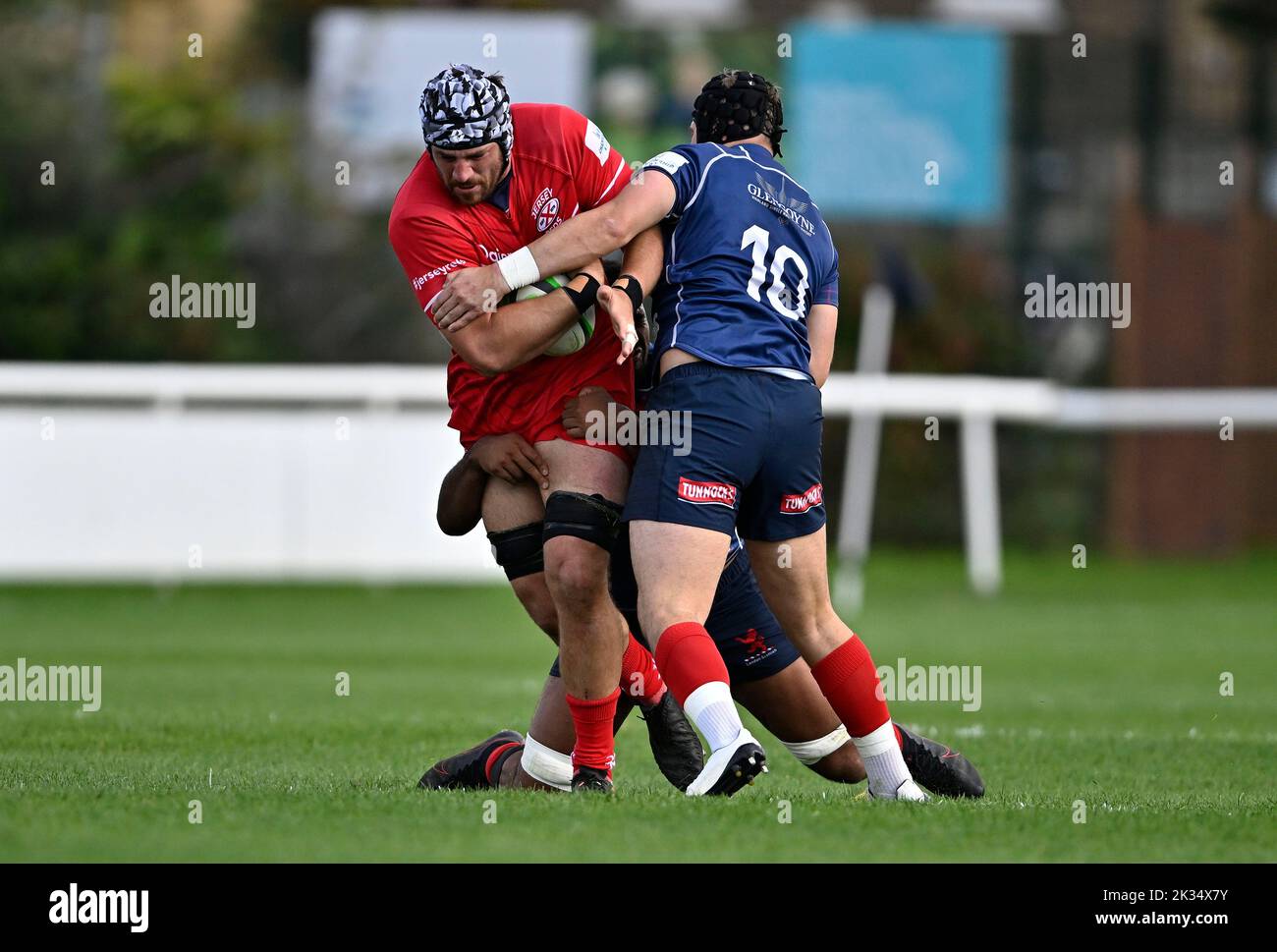 Richmond, United Kingdom. 24th Sep, 2022. Championship Rugby. London Scottish V Jersey Reds. The Richmond Athletic Ground. Richmond. Alun Lawrence (Jersey Reds) is tackled by Harry Sheppard (London Scottish) during the London Scottish V Jersey Reds championship rugby match. Credit: Sport In Pictures/Alamy Live News Stock Photo