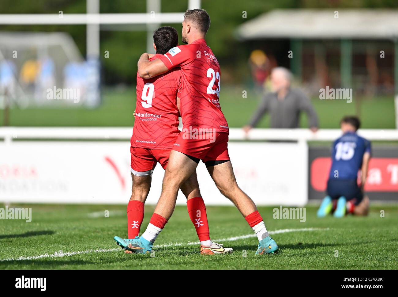 Richmond, United Kingdom. 24th Sep, 2022. Championship Rugby. London Scottish V Jersey Reds. The Richmond Athletic Ground. Richmond. Try scorer James Elliot (Jersey Reds, 9) is congratulated by Brendan Owen (Jersey Reds) during the London Scottish V Jersey Reds championship rugby match. Credit: Sport In Pictures/Alamy Live News Stock Photo