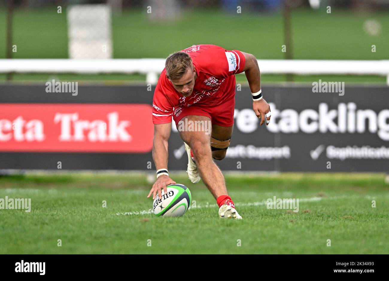 Richmond, United Kingdom. 24th Sep, 2022. Championship Rugby. London Scottish V Jersey Reds. The Richmond Athletic Ground. Richmond. Will Brown (Jersey Reds) runs in to score another try during the London Scottish V Jersey Reds championship rugby match. Credit: Sport In Pictures/Alamy Live News Stock Photo