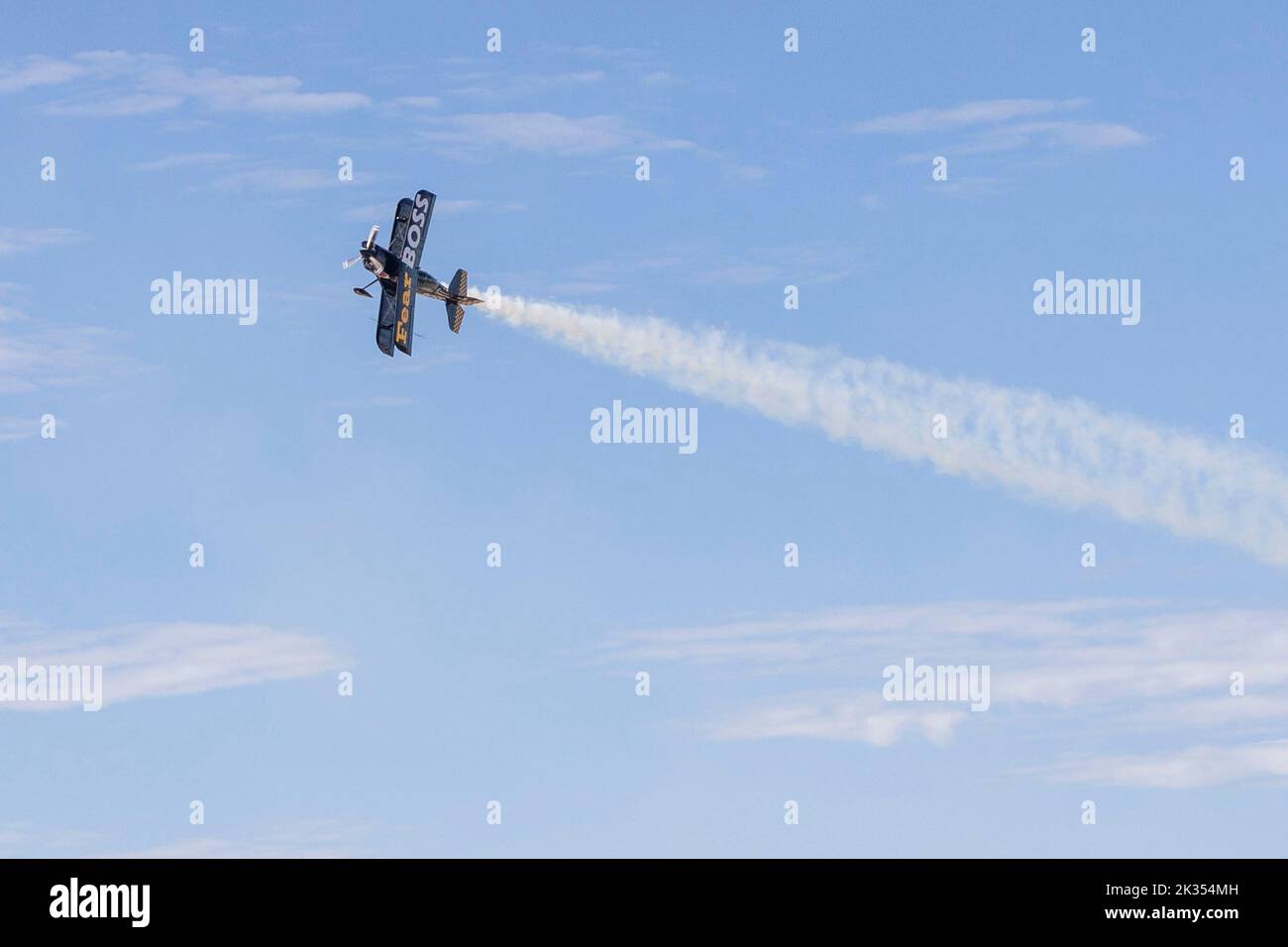 Jon Melby, piloting his Pitts S-1B Muscle Bi-Plane, performs aerobatics during the 2022 Marine Corps Air Station Miramar Air Show at MCAS Miramar, San Diego, California, Sept. 24, 2022. Melby has been performing at air shows since 2001. The theme for the 2022 MCAS Miramar Air Show, “Marines Fight, Evolve and Win,” reflects the Marine Corps’ ongoing modernization efforts to prepare for future conflicts. (U.S. Marine Corps photo by Lance Cpl. Bradley Ahrens) Stock Photo