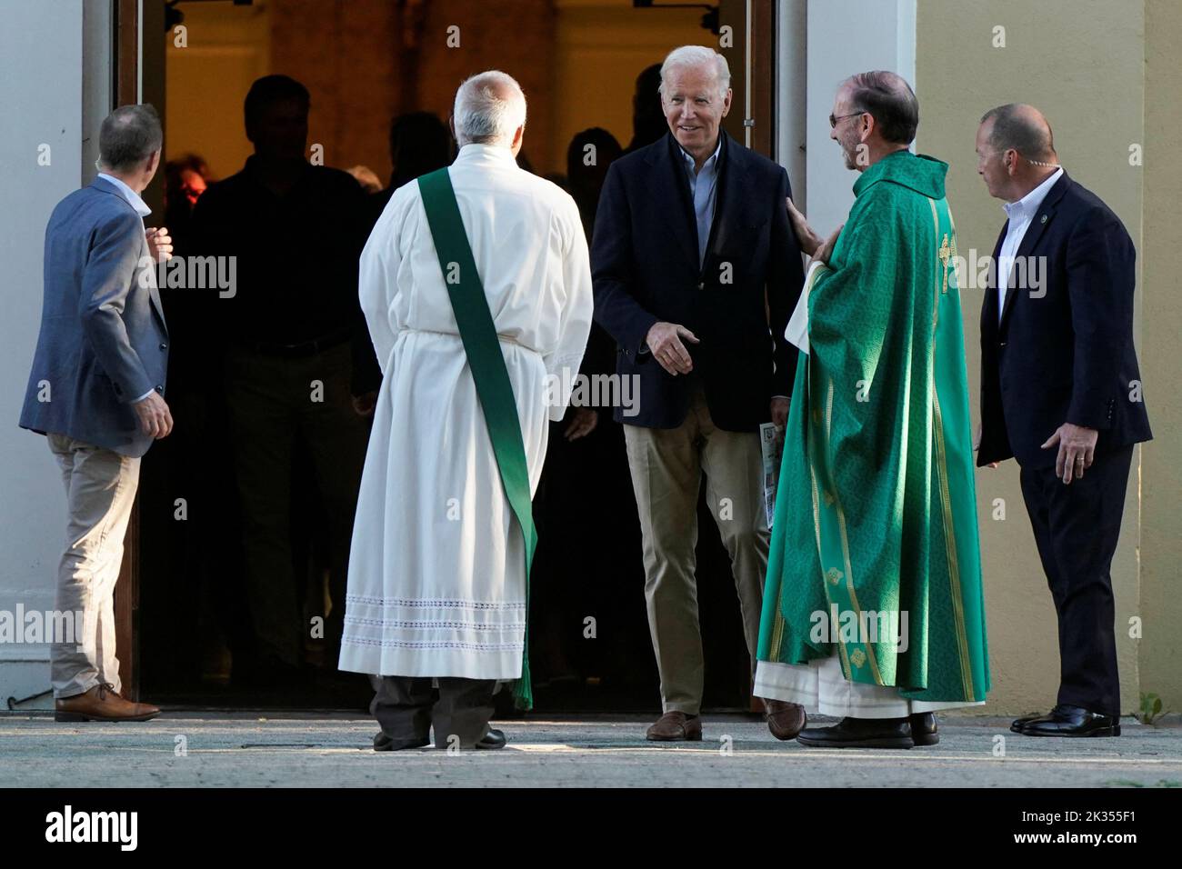 U.S. President Joe Biden departs from St. Joseph on the Brandywine Catholic Church after attending Mass in Wilmington, Delaware, U.S., September 24, 2022.      REUTERS/Joshua Roberts Stock Photo