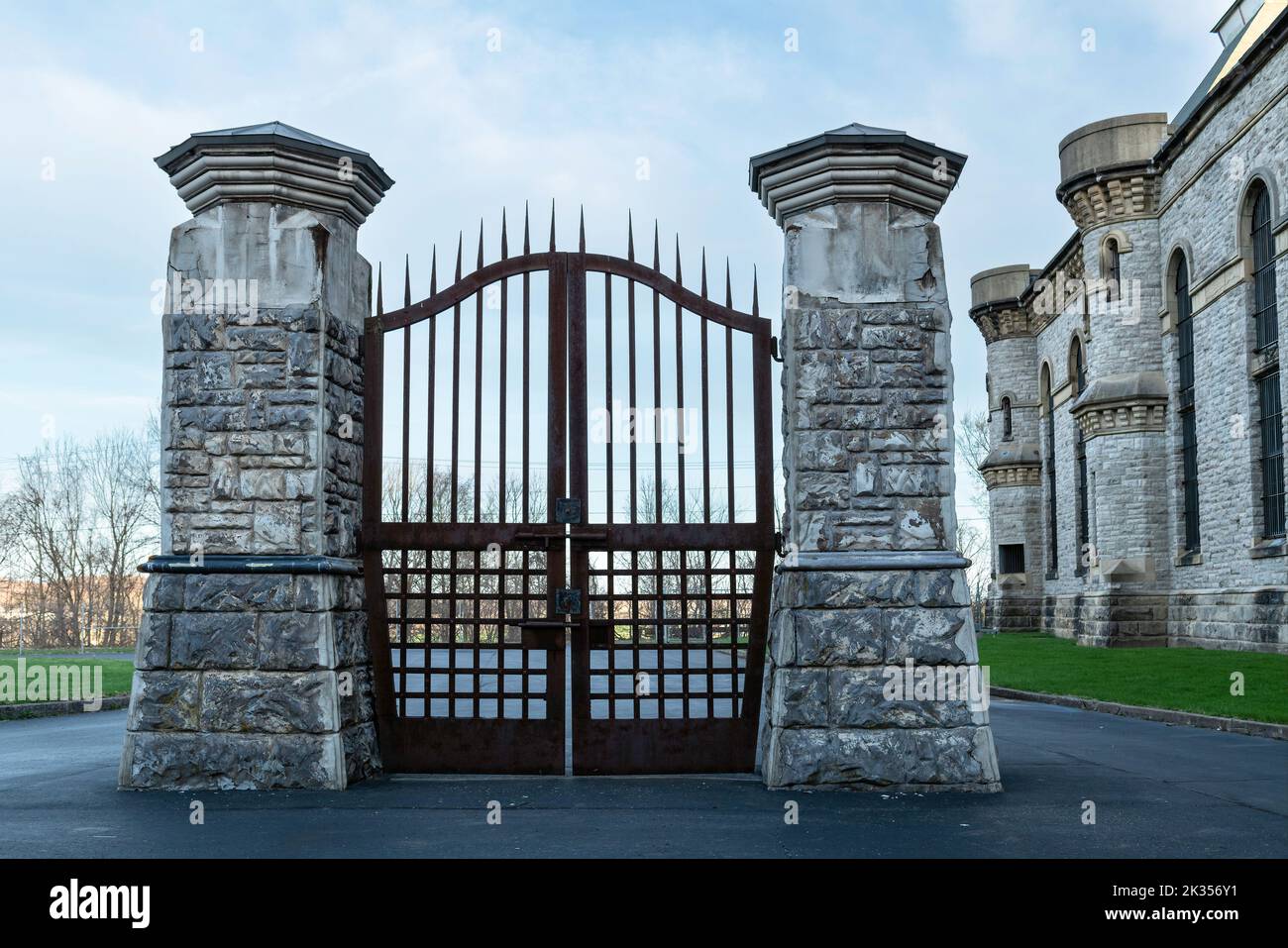 Iron gate to the Ohio State Prison located in Mansfield, Ohio Built in 1886.  Location used for filming the Shawshank Redemption. Stock Photo