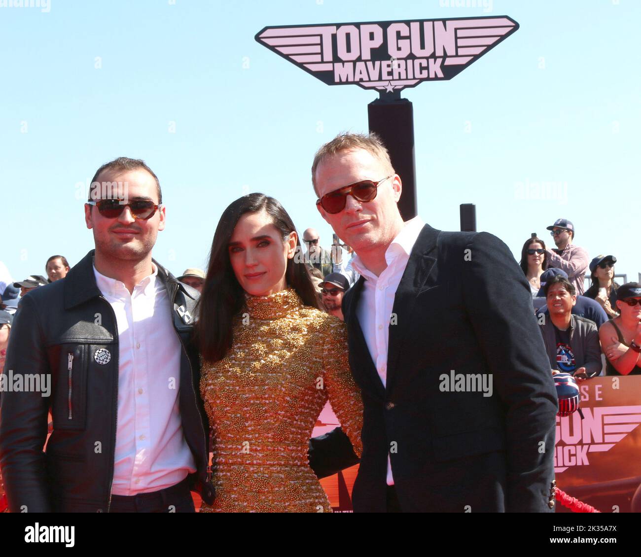 Jennifer Connelly, Paul Bettany Bring Her Son Kai to Top Gun Premiere