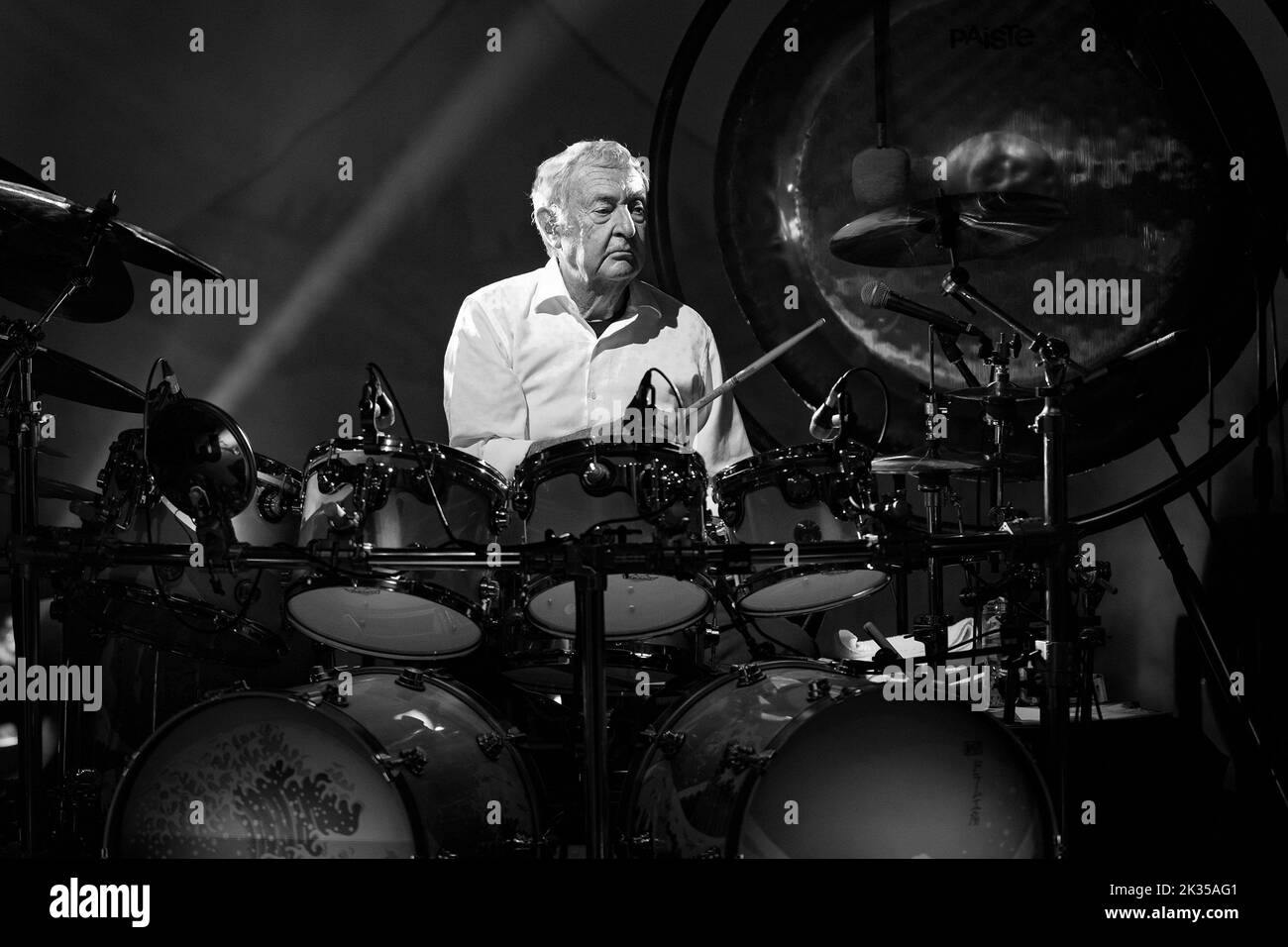 CROYDON, ENGLAND: Nick Mason's Saucerful of Secrets perform at Fairfield Halls during the last date on the UK tour. Featuring: Nick Mason Where: London, United Kingdom When: 11 May 2022 Credit: Neil Lupin/WENN Stock Photo