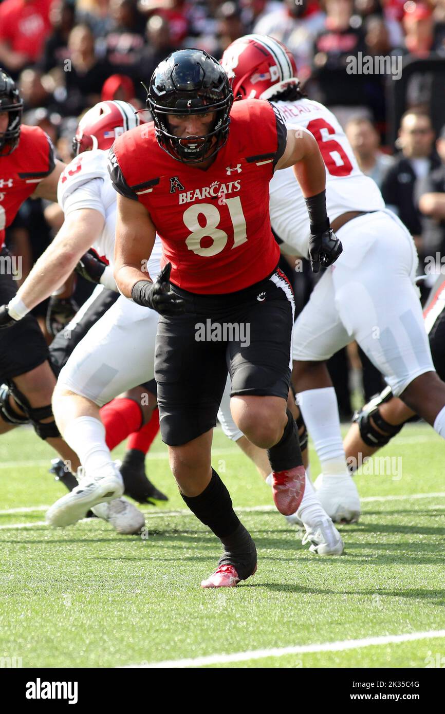 Cincinnati, Ohio, USA. 24th Sep, 2022. Cincinnati Bearcats TE Josh