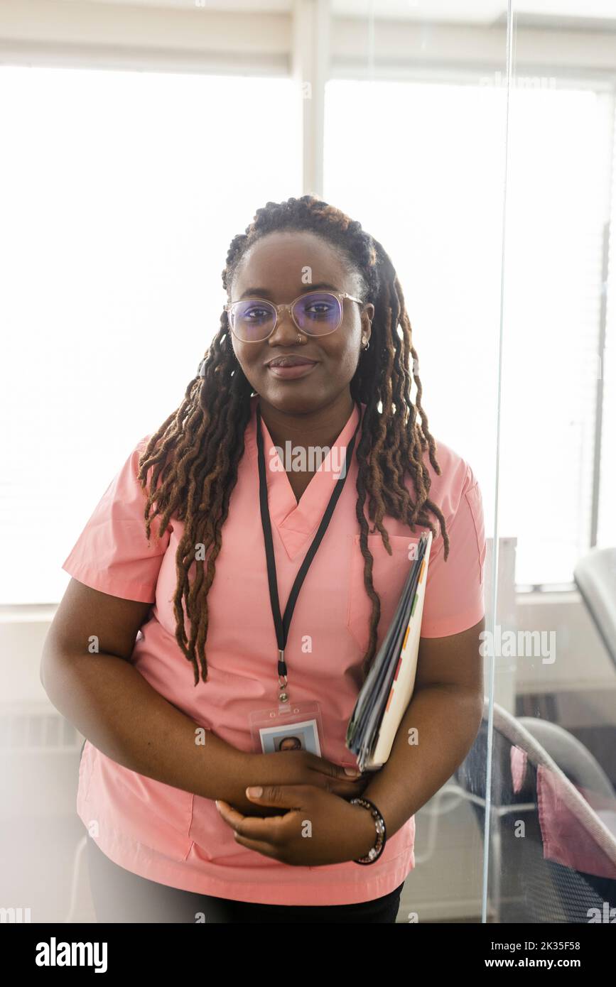 Confident woman long dreadlocks hi-res stock photography and images - Alamy
