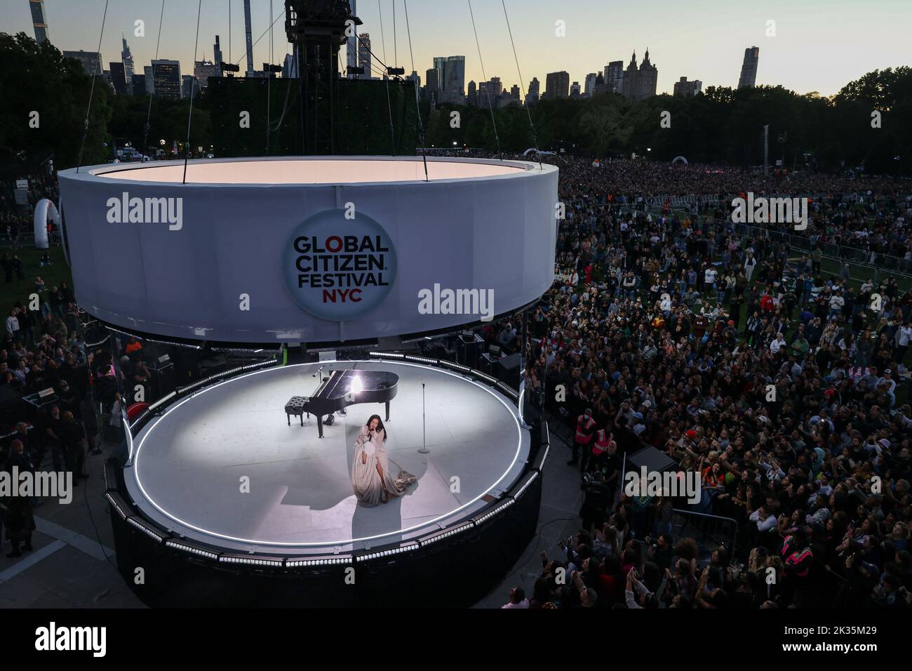 Rosalia concert hires stock photography and images Alamy