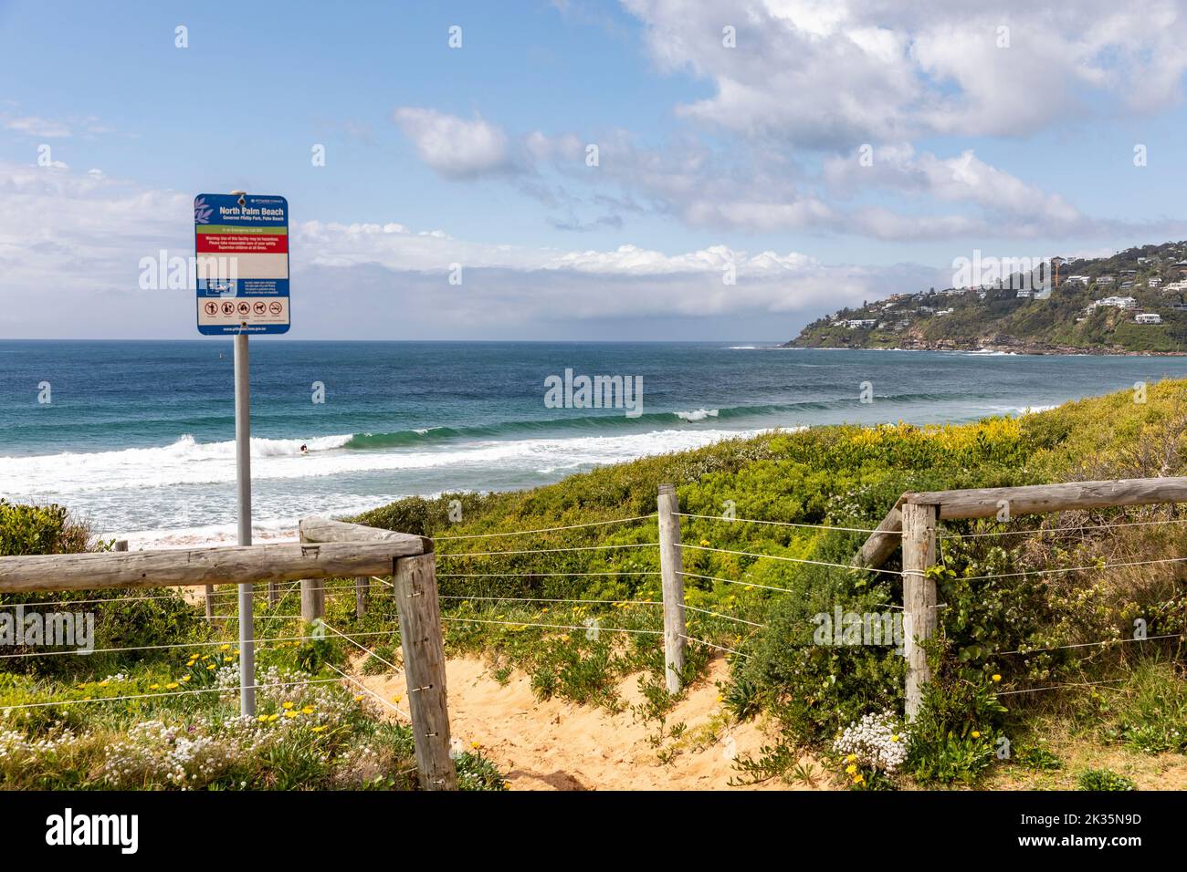 North Palm Beach in Sydney, sand walkway through the vegetation down to the beach and ocean,Sydney,NSW,Australia Stock Photo