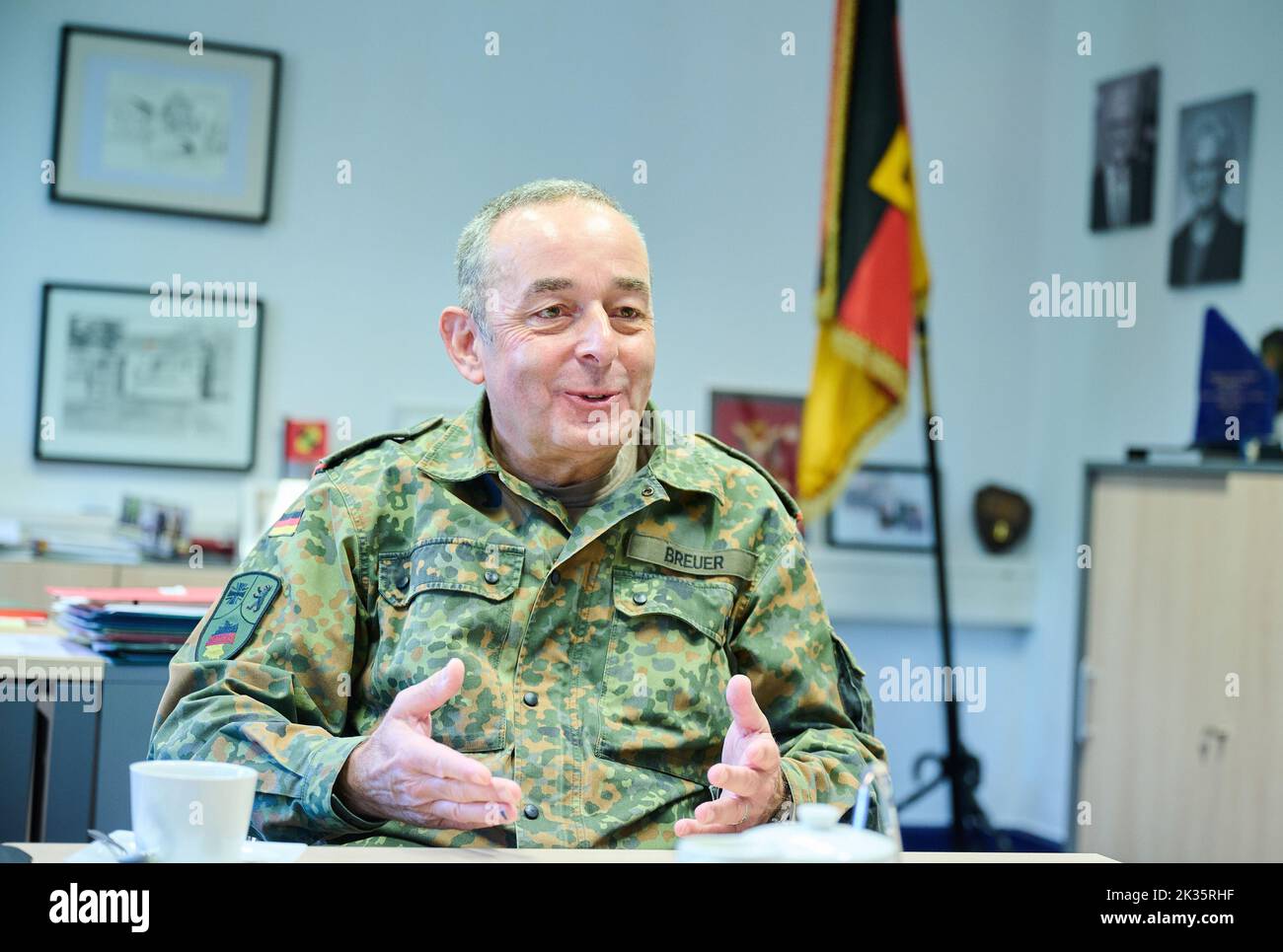Berlin, Germany. 23rd Sep, 2022. Lieutenant General Carsten Breuer, commander of the new Territorial Command, sits in his office at Julius Leber Barracks. Following the Russian attack on Ukraine, the forces are being refocused on national and alliance defense. The new command has responsibility for operational command of forces - including the Army, Air Force, Navy, Medical Service and Cyber/Information Space - at Homeland Security. Credit: Annette Riedl/dpa/Alamy Live News Stock Photo