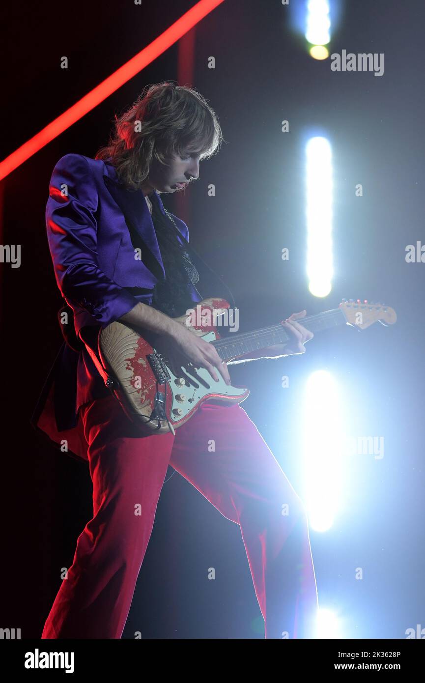 Maneskin guitarist thomas raggi hi-res stock photography and images - Alamy