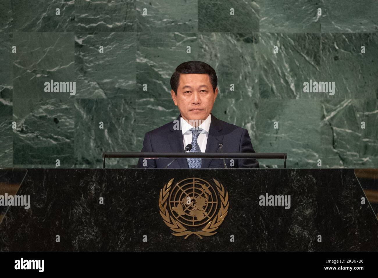 (220925) -- UNITED NATIONS, Sept. 25, 2022 (Xinhua) -- Lao Deputy Prime Minister and Foreign Minister Saleumxay Kommasith speaks during the General Debate of the 77th session of the UN General Assembly at the UN headquarters in New York, on Sept. 24, 2022. TO GO WITH 'Lao deputy PM calls for practical solutions to global problems through multilateralism' (Cia Pak/UN Photo/Handout via Xinhua) Stock Photo