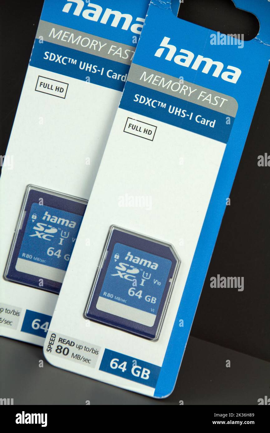 Hamburg, Germany - September 25  2022: Hama sdxc UHS  Memory Fast Card 64 GB mit Karton close up - Hama sdxc UHS Memory Fast Card 64 GB with cardboard Stock Photo