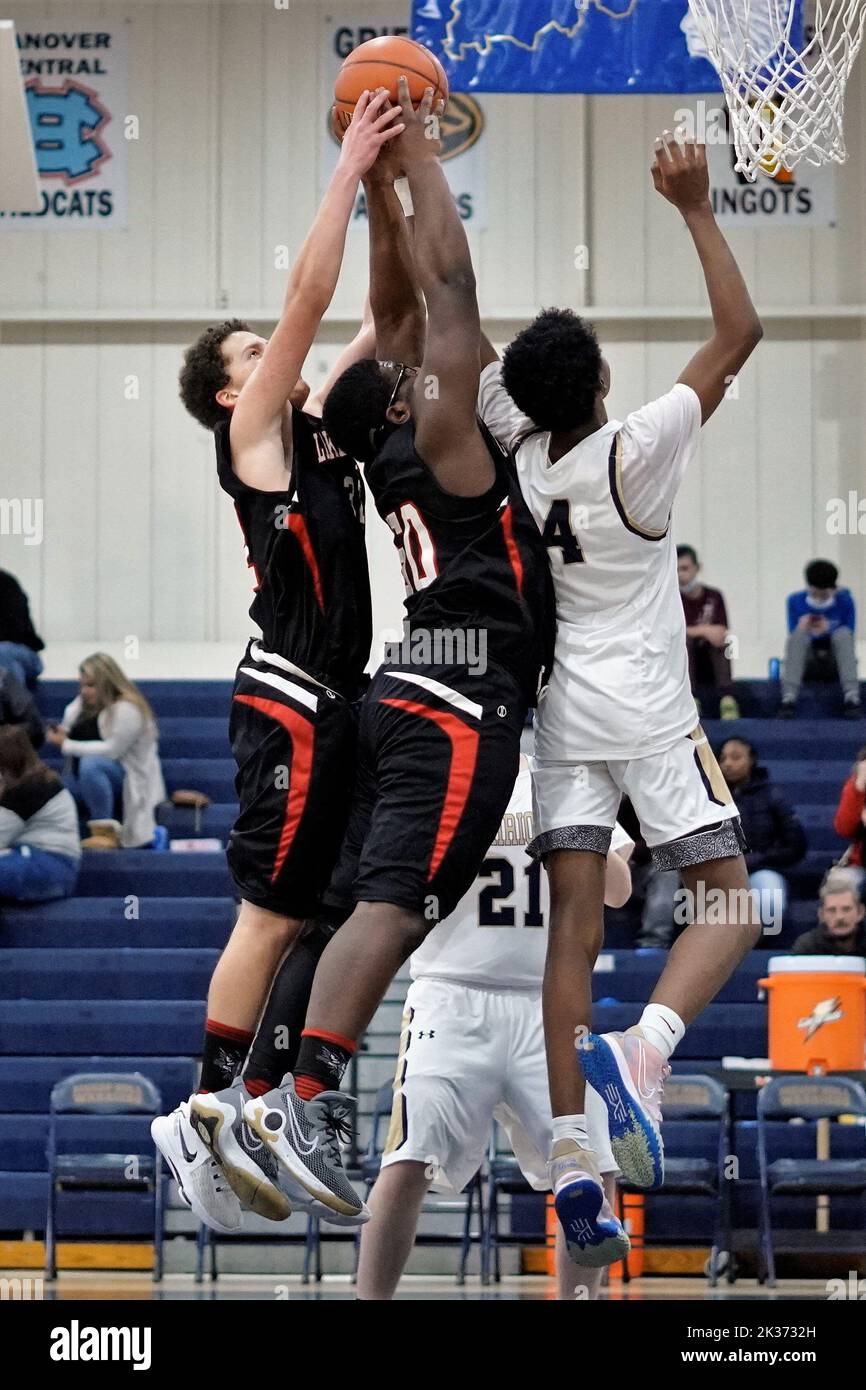 A vertical shot of a high school basketball match between Bishop Noll and Lake Station Stock Photo