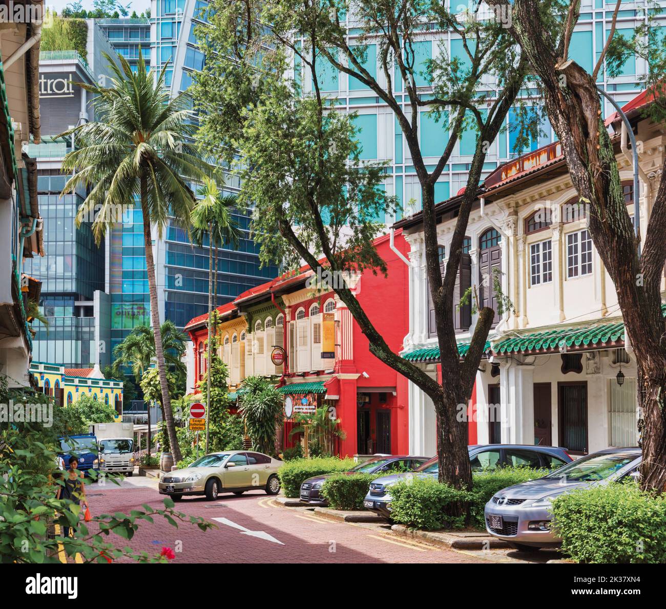 Properties in Emerald Hill Road, Republic of Singapore.  Emerald Hill lies close to Orchard Road one of Singapore's main thoroughfares.  It features p Stock Photo
