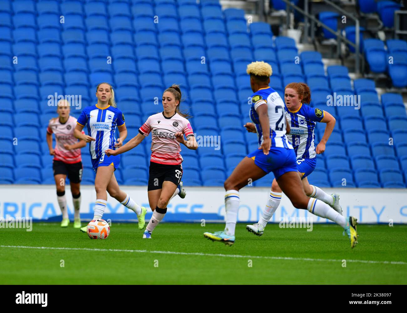Brighton And Hove, UK. 25th Sep, 2022. Tia Primmer of Reading during the FA Women's Super League match between Brighton & Hove Albion Women and Reading Women at American Express Community Stadium on September 25th 2022 in Brighton and Hove, United Kingdom. (Photo by Jeff Mood/phcimages.com) Credit: PHC Images/Alamy Live News Stock Photo