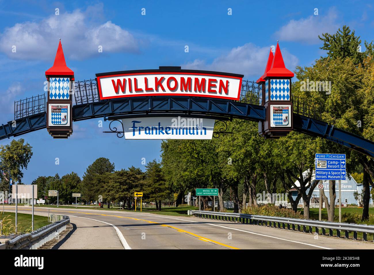 The Frankenmuth Welcome Sign Michigan USA Across The Main Road Into Town Stock Photo