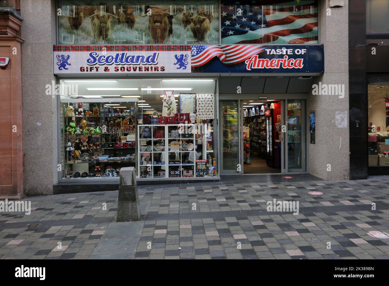 Gift shops on Sauchiehall Street, Glasgow, Scotland, UK. Scottish gifts in window display