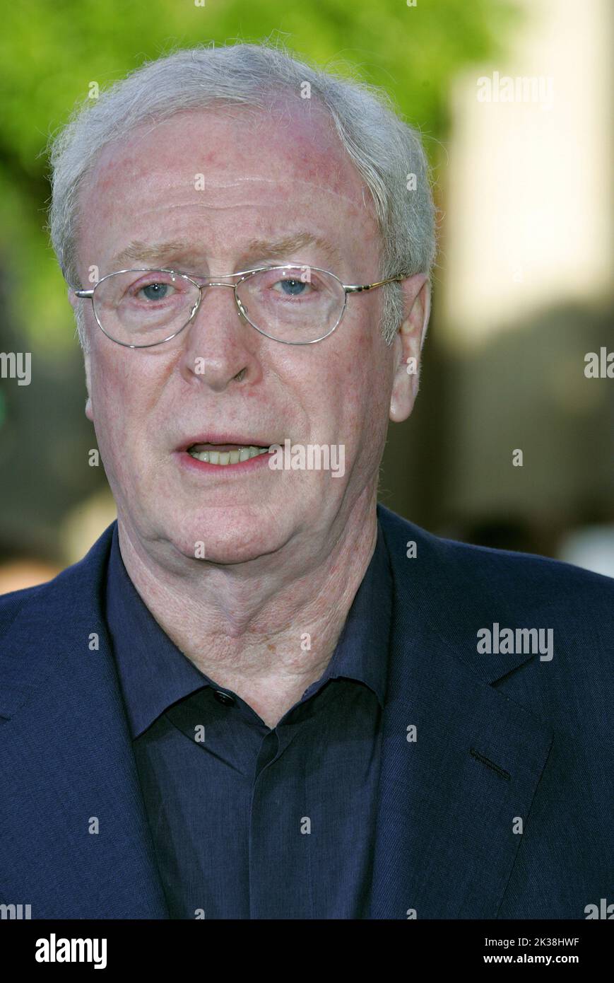 SIR MICHAEL CAINE ACTOR BATMAN BEGINS CHINESE THEATRE, HOLLYWOOD LOS ANGELES, USA 06/06/2005 LAM51609 Stock Photo