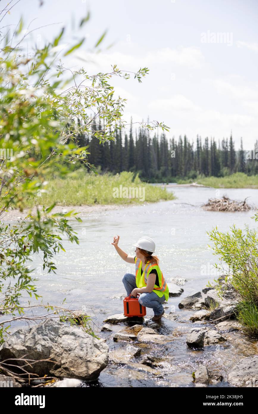 Quality inspector hires stock photography and images Alamy