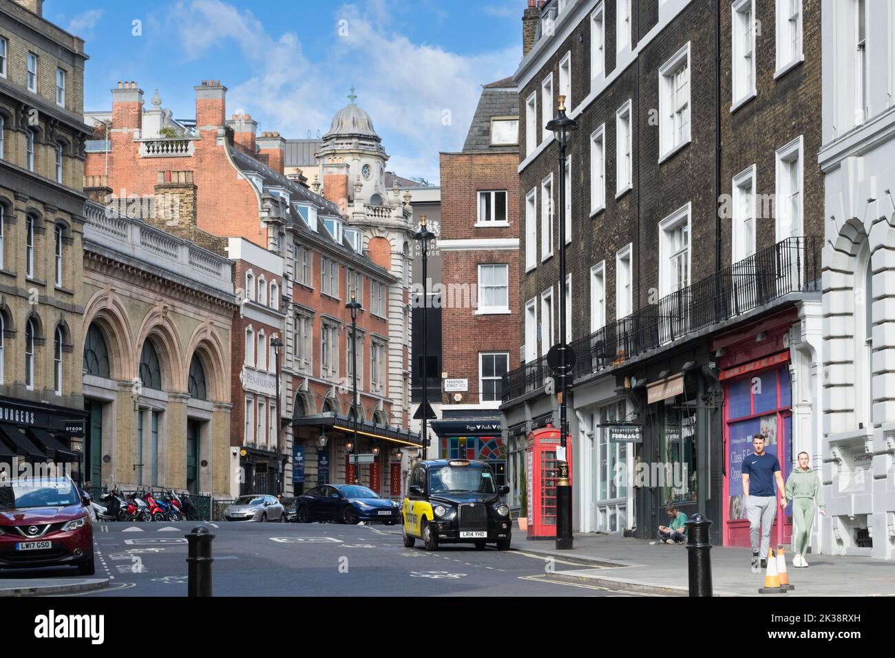 Wellington Street is a street located in Covent Garden, Westminster, London Stock Photo