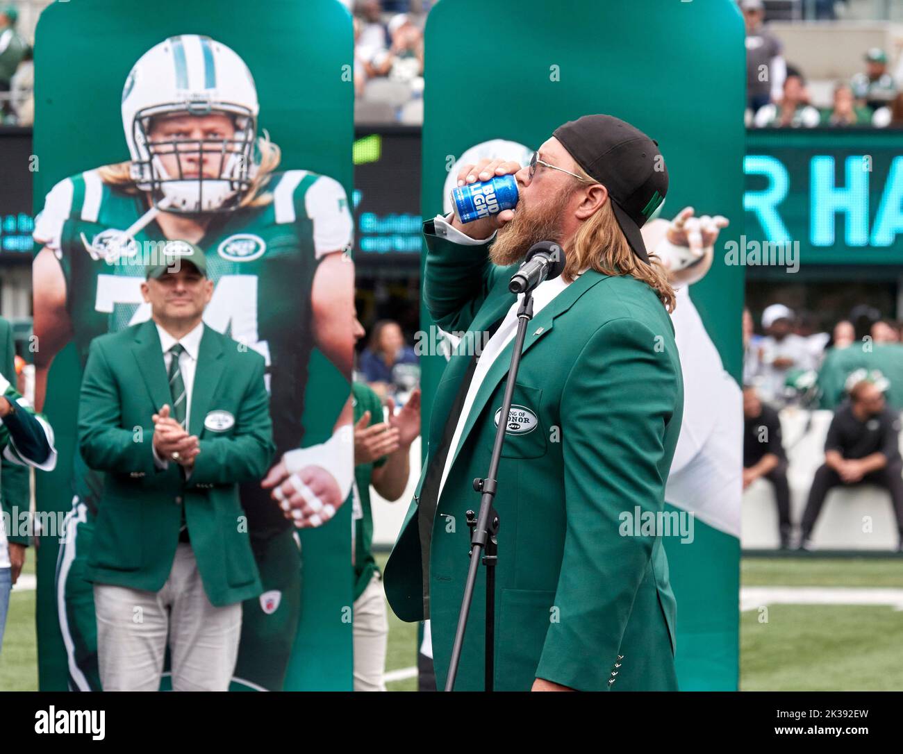 Nick mangold new york jets hi-res stock photography and images - Alamy