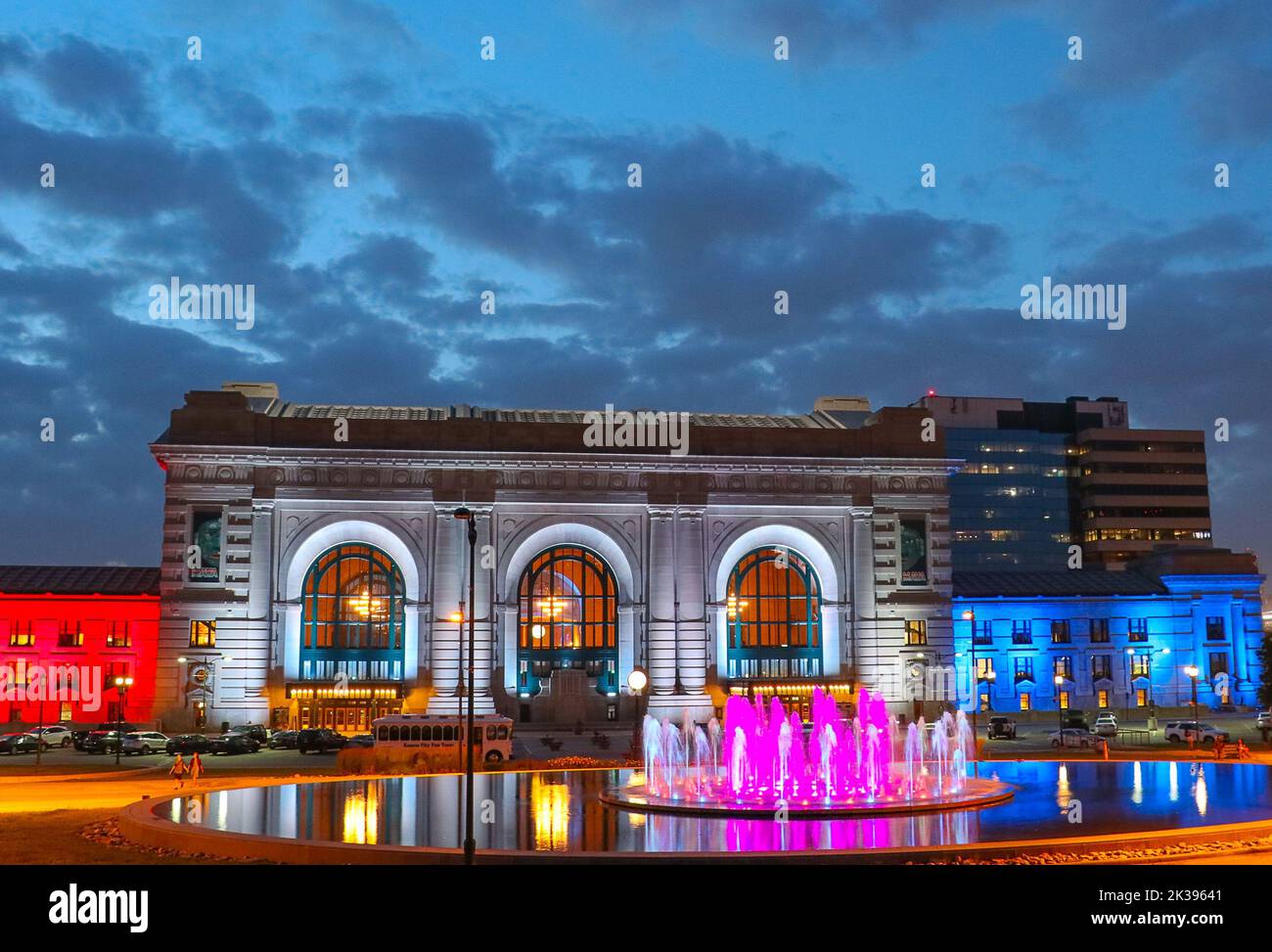 Uskc the exterior of union station in kansas city Stock Photo - Alamy