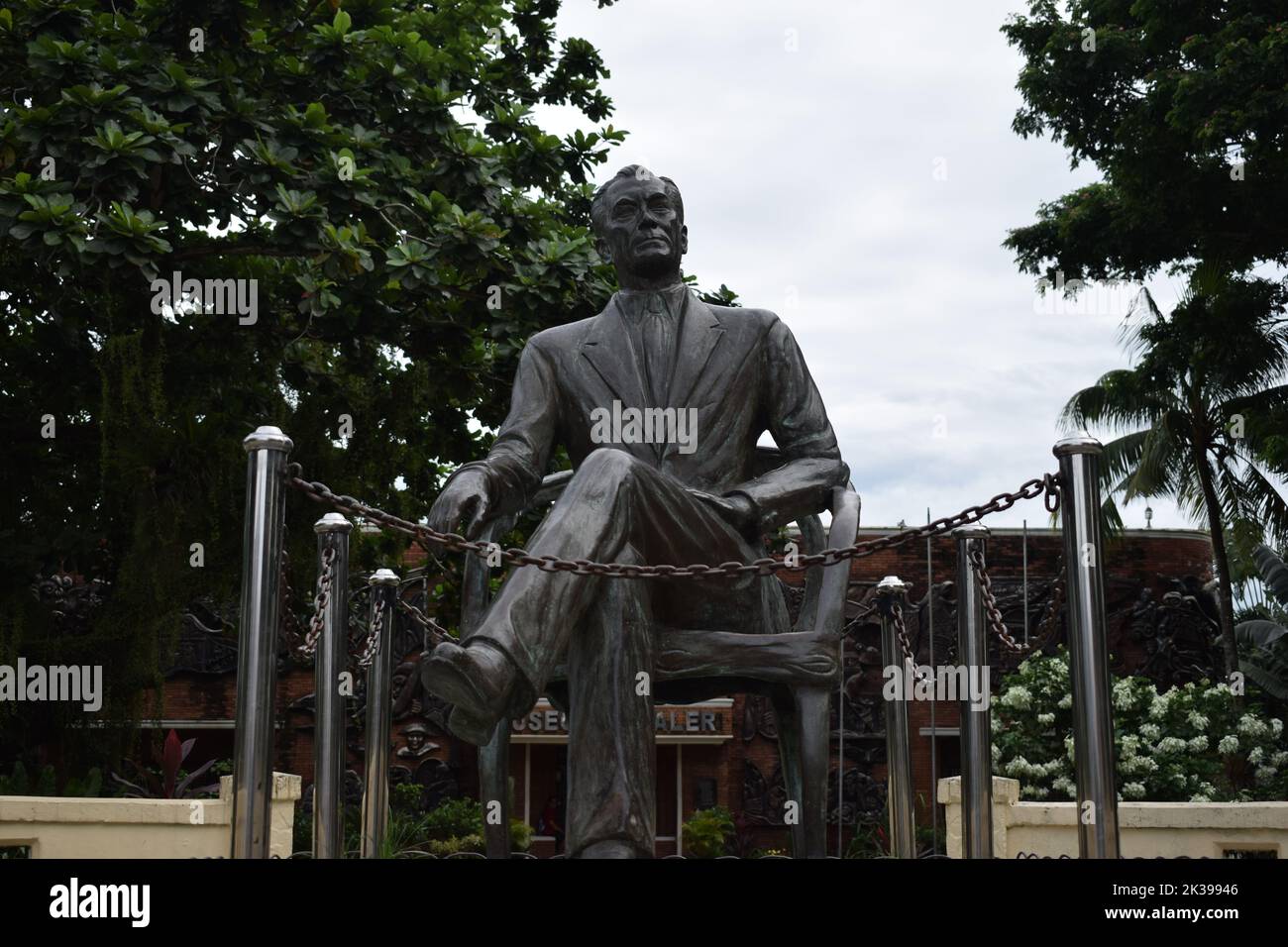 The Manuel Quezon Statue in Baler Stock Photo Alamy