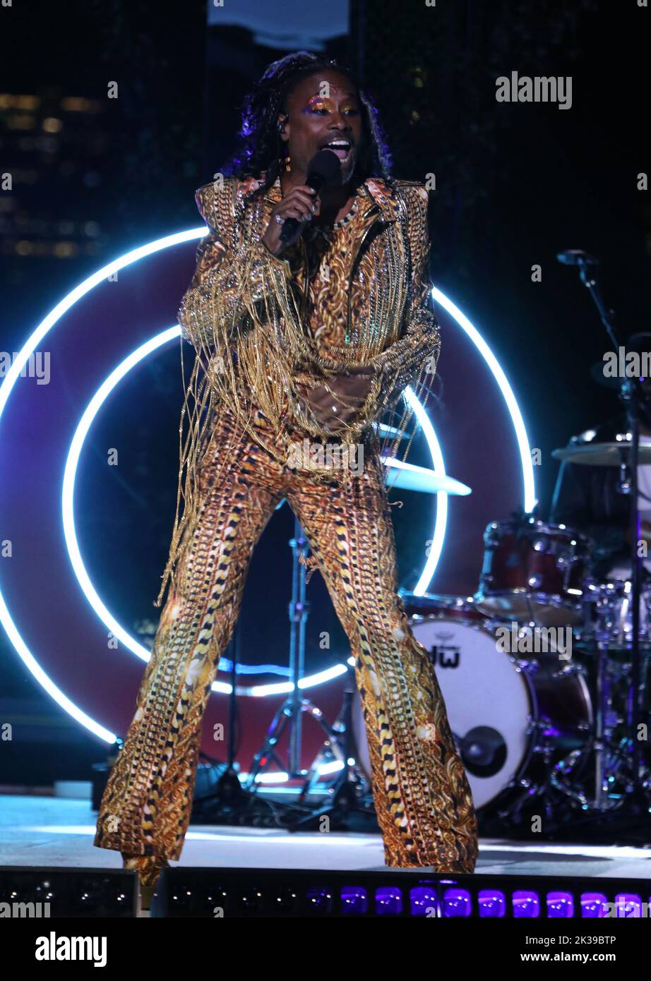 September 24, 2022, New York City, New York, USA: Singer BILLY PORTER performs during the 2022 Global Citizen Festival held on the Great Lawn in Central Park. (Credit Image: © Nancy Kaszerman/ZUMA Press Wire) Stock Photo