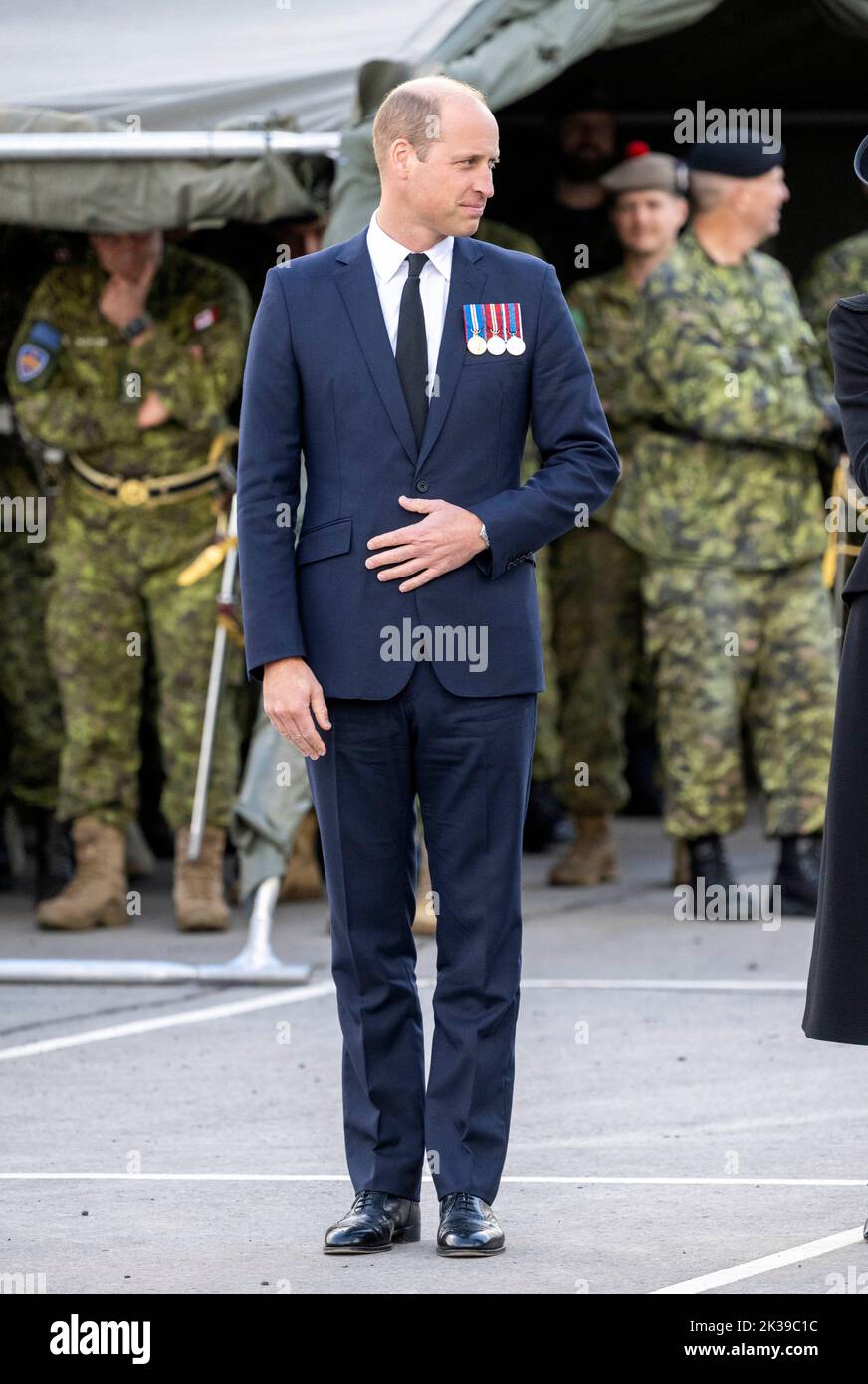 Guildford, England. UK. 16 September, 2022.  Prince William, Prince of Wales visits Army Training Centre Pirbright to meet Commonwealth troops who wil Stock Photo