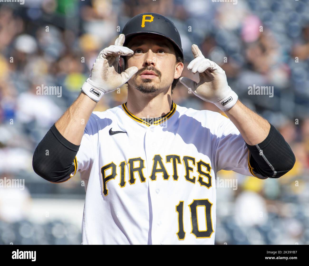 Pittsburgh, United States. 25th Sep, 2022. Pittsburgh Pirates center fielder Bryan Reynolds (10) celebrates his solo homer in the sixth inning of the Cubs 8-5 win at PNC Park on Sunday September 25, 2022 in Pittsburgh. Photo by Archie Carpenter/UPI Credit: UPI/Alamy Live News Stock Photo