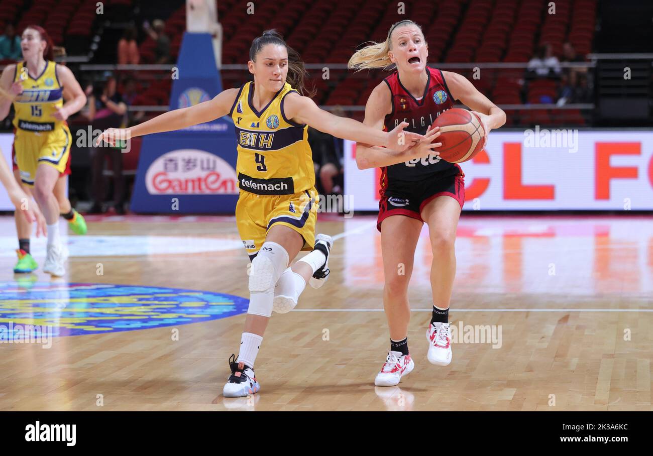 Bosnia's Bosnia's Dragana Domuzin and Belgium's Julie Allemand fight for the ball during a basketball game between Belgium's national team the Belgian Cats and Bosnia and Herzegovina, Monday 26 September 2022 in Sydney, Australia, match 4/5 in Group A at the FIBA Women's Basketball World Cup. The 19th edition of the FIBA Women's Basketball World Cup 2022 takes place from 22 September to 01 October in Sydney, Australia. BELGA PHOTO VIRGINIE LEFOUR Stock Photo