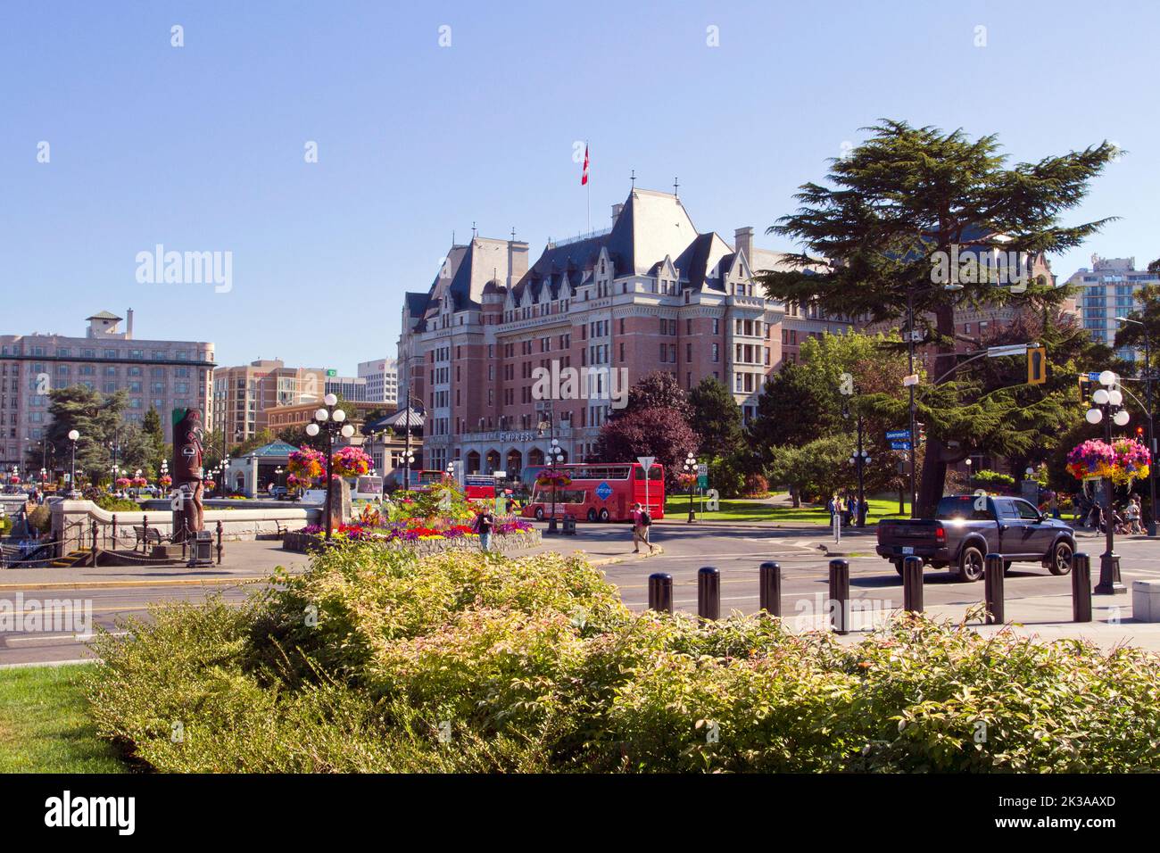 A scenic view of the Fairmont Empress hotel along Government Street, Victoria, British Columbia, Canada, a National Historic Site of Canada Stock Photo