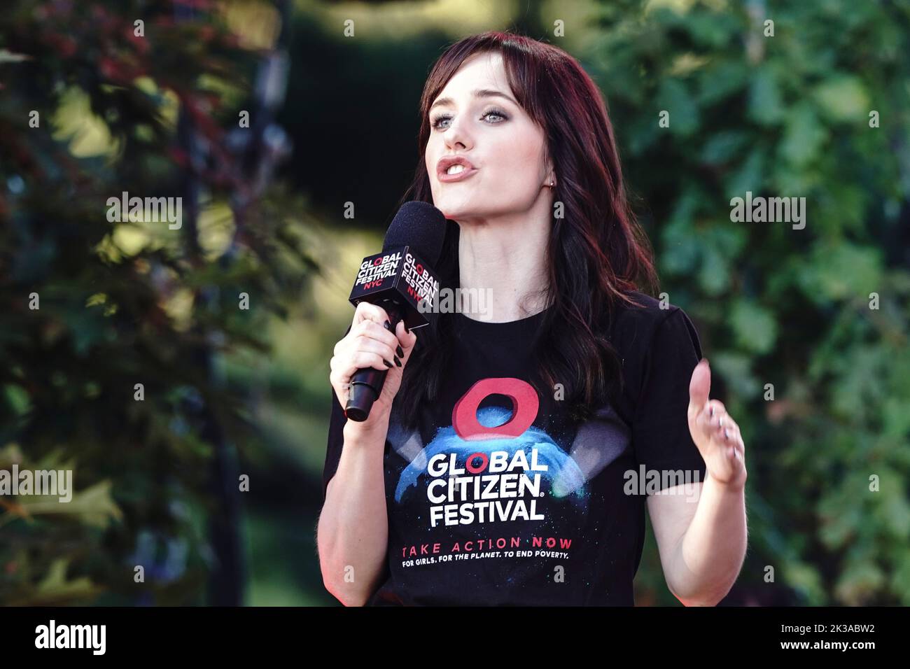 New York, NY - September 24, 2022: Rachel Brosnahan speaks at Global Citizen Festival NYC in Central Park Stock Photo