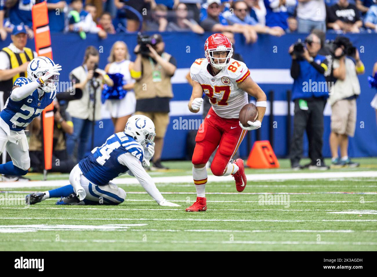 Indianapolis, Indiana, USA. 26th Dec, 2022. Indianapolis Colts offensive  lineman Bernhard Raimann (79) and Los Angeles Chargers linebacker Khalil  Mack (52) battle during NFL game in Indianapolis, Indiana. John  Mersits/CSM/Alamy Live News