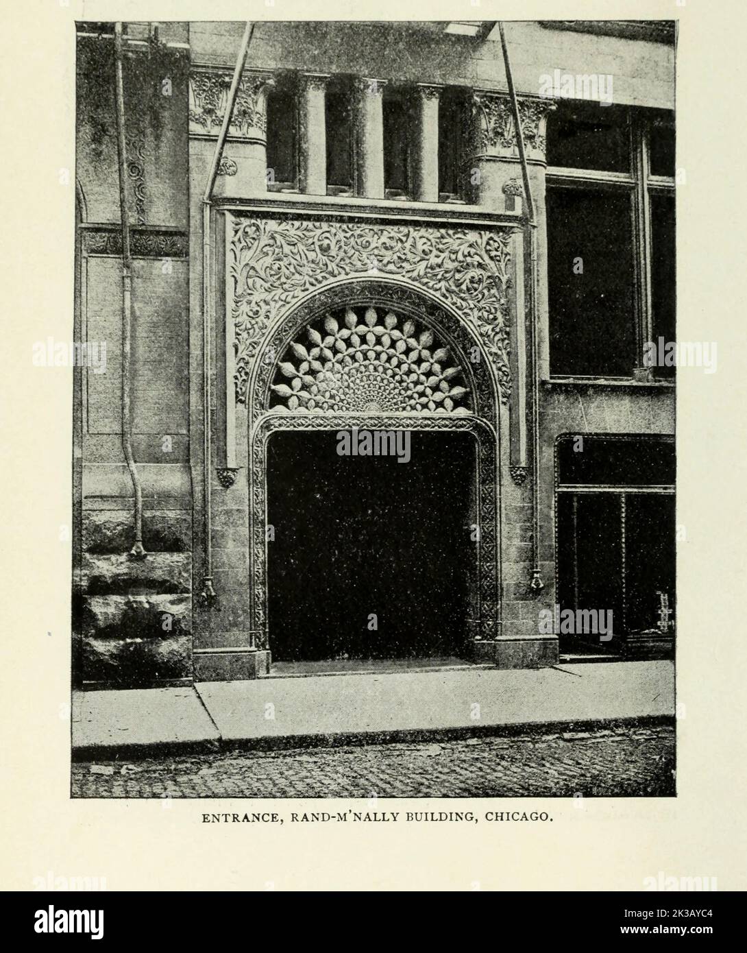 Entrance to Rand-M'nally Building, Chicago from the Article THE USE OF TERRA-COTTA IN MODERN BUILDINGS. By George M. R. Twose.  from The Engineering Magazine DEVOTED TO INDUSTRIAL PROGRESS Volume VIII April to September, 1895 NEW YORK The Engineering Magazine Co Stock Photo