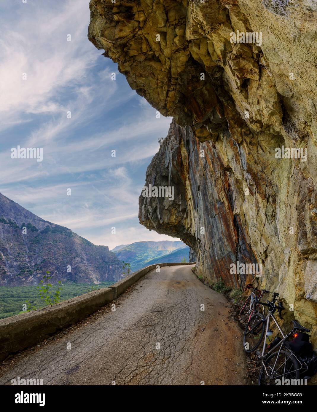 The famous balcony road that links Bourg d'Oisans to Villard Notre Dame, French Alps. Stock Photo