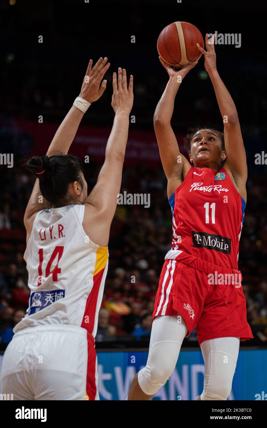 Sydney, Australia. 26th Sep, 2022. Huang Sijing (11 China) takes a jump shot defended by Li Yueru (14 China) during the FIBA Womens World Cup 2022 game between China and Puerto Rico at the Sydney Superdome in Sydney, Australia. (Foto: Noe Llamas/Sports Press Photo/C - ONE HOUR DEADLINE - ONLY ACTIVATE FTP IF IMAGES LESS THAN ONE HOUR OLD - Alamy) Credit: SPP Sport Press Photo. /Alamy Live News Stock Photo