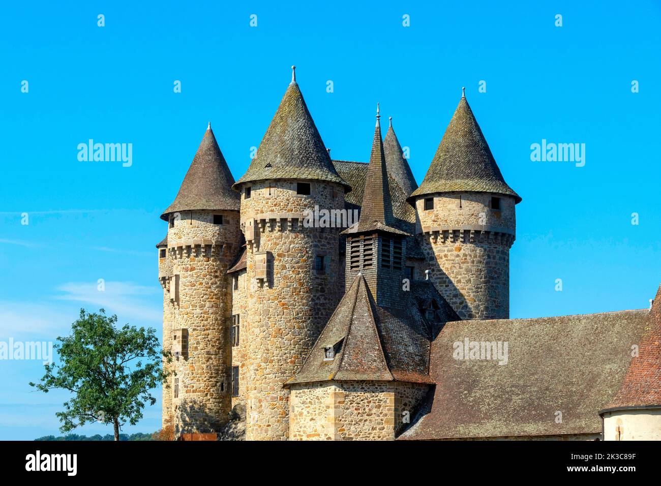 Lanobre. The 13th century Chateau de Val is the property of the town of Bort les Orgues.Cantal department. Auvergne Rone Alpes. France Stock Photo